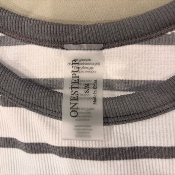 One Step Ahead Kids T-Shirt - White and Black Stripes - Picture 2 of 4